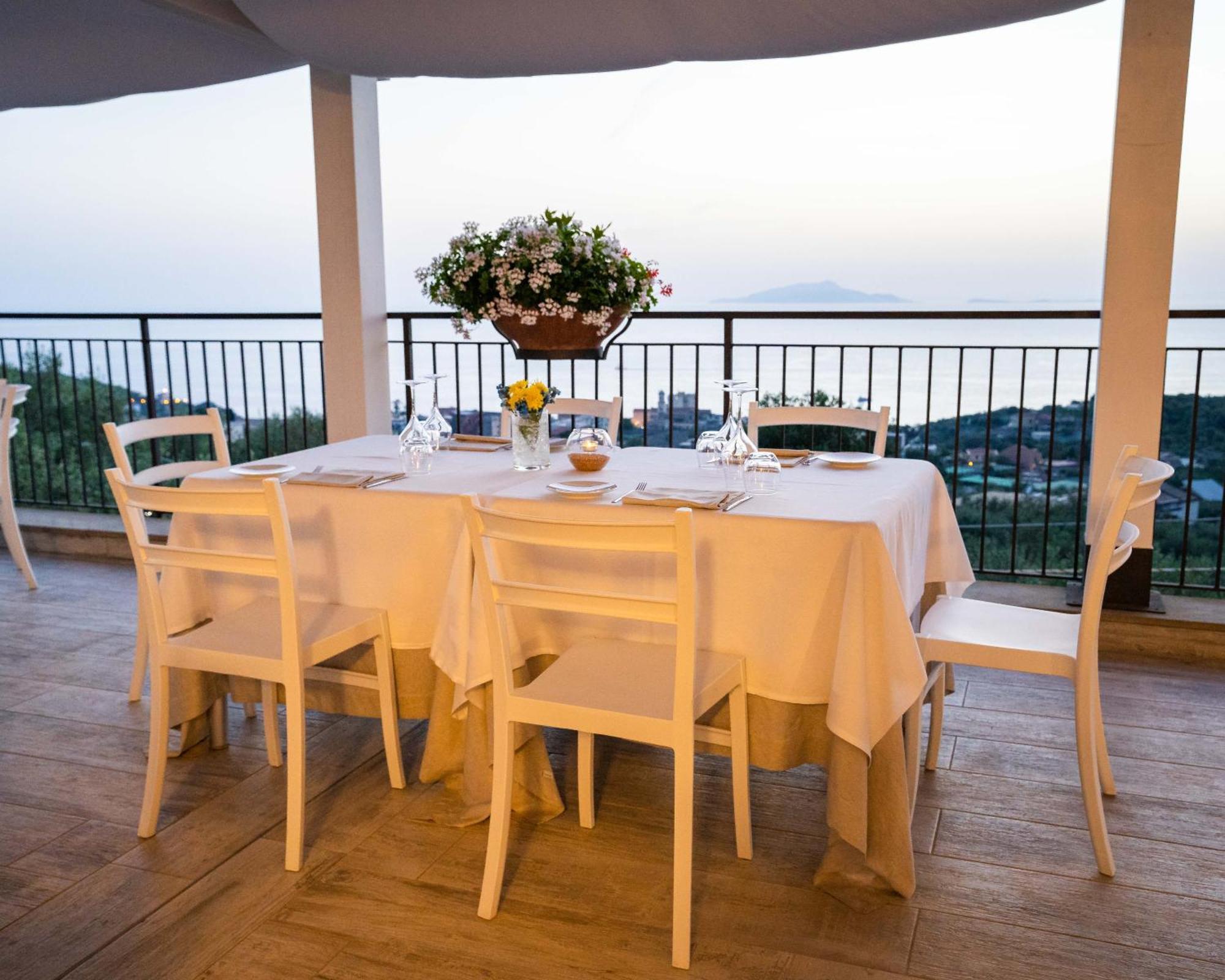 Hotel Terrazza Iride Massa Lubrense Zewnętrze zdjęcie